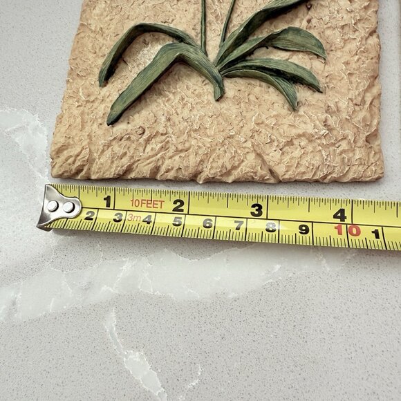 Cheri Blum Set Of 3 3D Resin Hanging Wall Plaques Plants Butterflies And Herbs - Picture 11 of 12